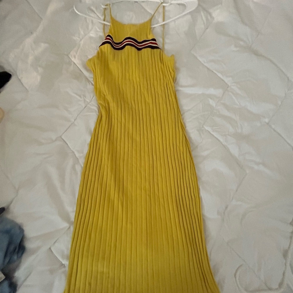 Yellow dress